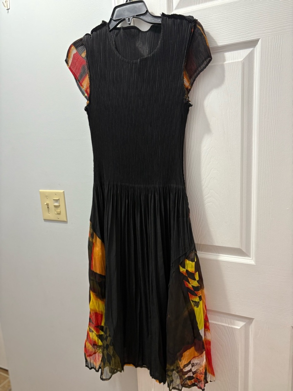 Unbranded Isse Miyake Style Black Pleated Cap-Sleeve Dress Abstract Print Dress - Picture 15 of 16